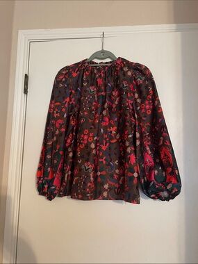 Adorable Emily Lovelock Brown Floral Puff-Sleeve Blouse with Red & Pink Accents